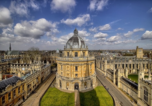 The Insider's Guide to Oxford and Cambridge Universities Admissions