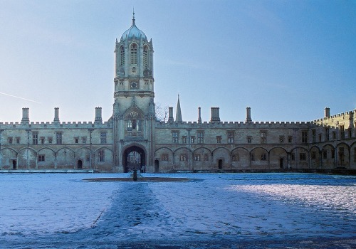 How to Ace Your Interview at Oxford and Cambridge Universities