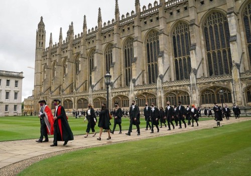 Discover the Prestigious Universities of Oxford and Cambridge