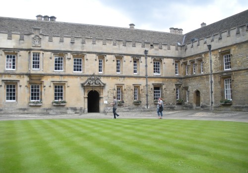 The Illustrious History of Oxford University